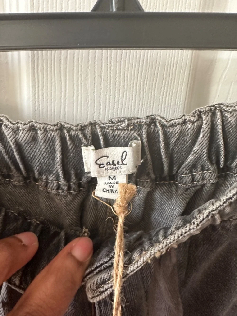 Easel Jeans - Picture 2 of 6